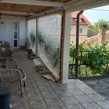 מלון Două Mai Casa Iacob מראה חיצוני תמונה